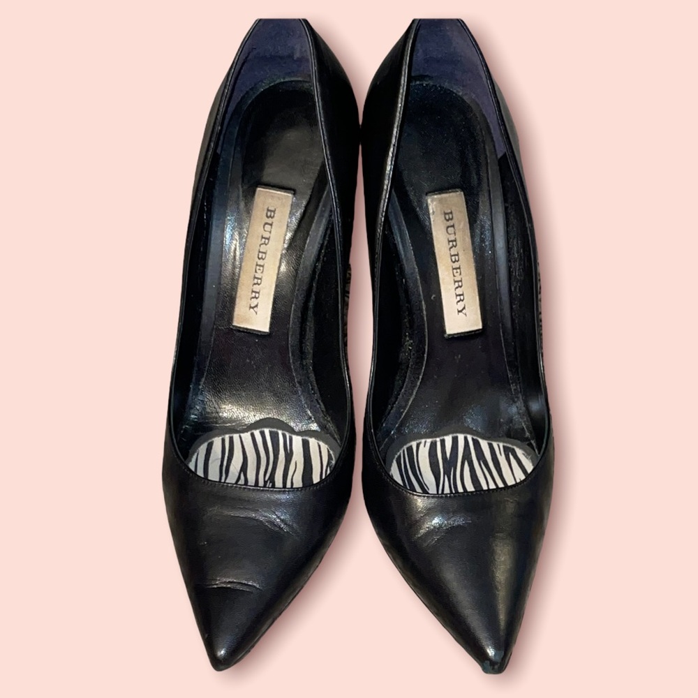 Burberry Black Pumps - Picture 2 of 10